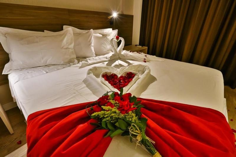 Ibiza Plaza Hotel อนาโปลิส ภายนอก รูปภาพ