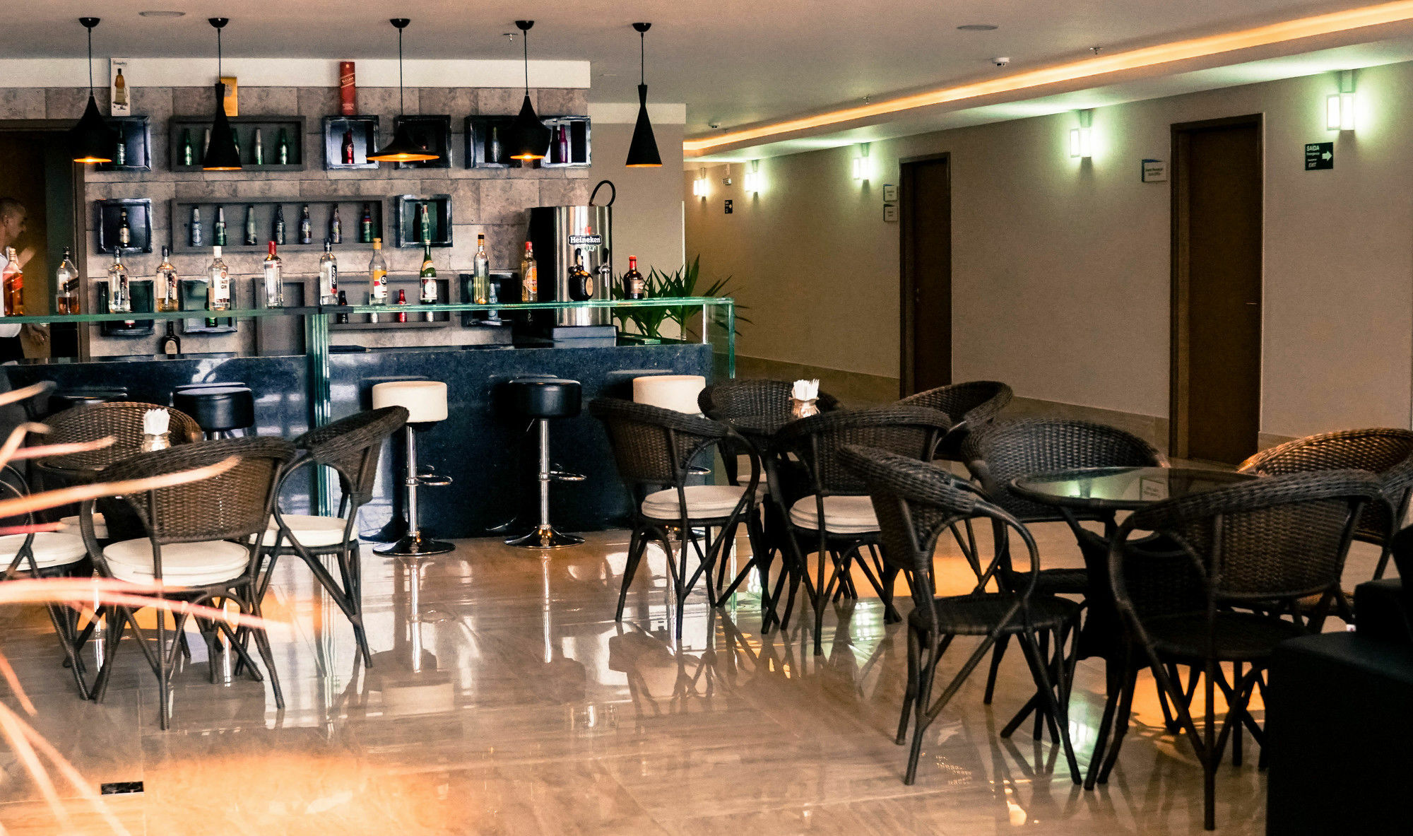 Ibiza Plaza Hotel อนาโปลิส ภายนอก รูปภาพ
