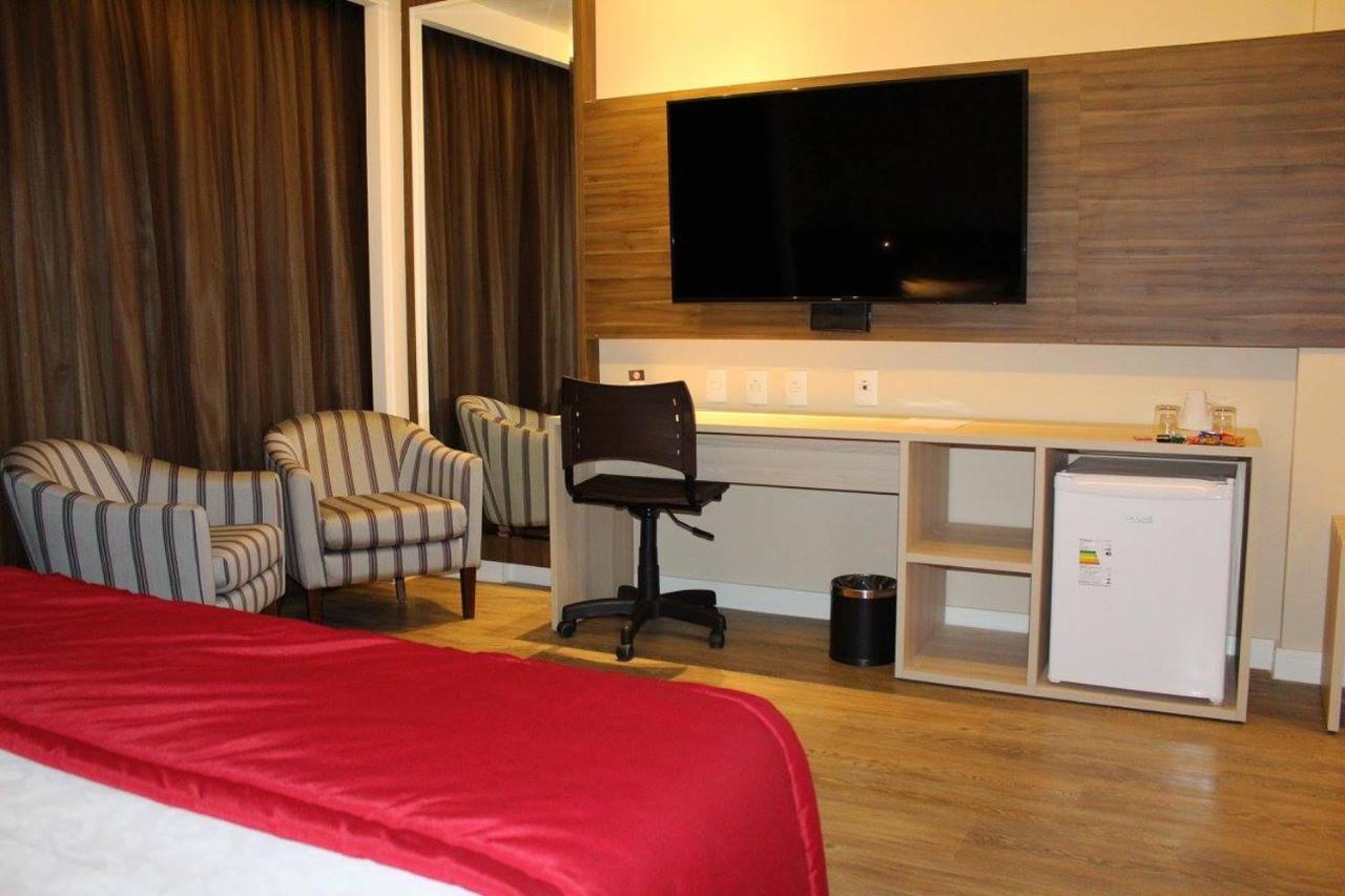 Ibiza Plaza Hotel อนาโปลิส ภายนอก รูปภาพ